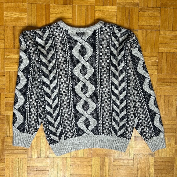 London Fog Vintage 1990's Grey Large Knitted Sweater - Picture 2 of 5